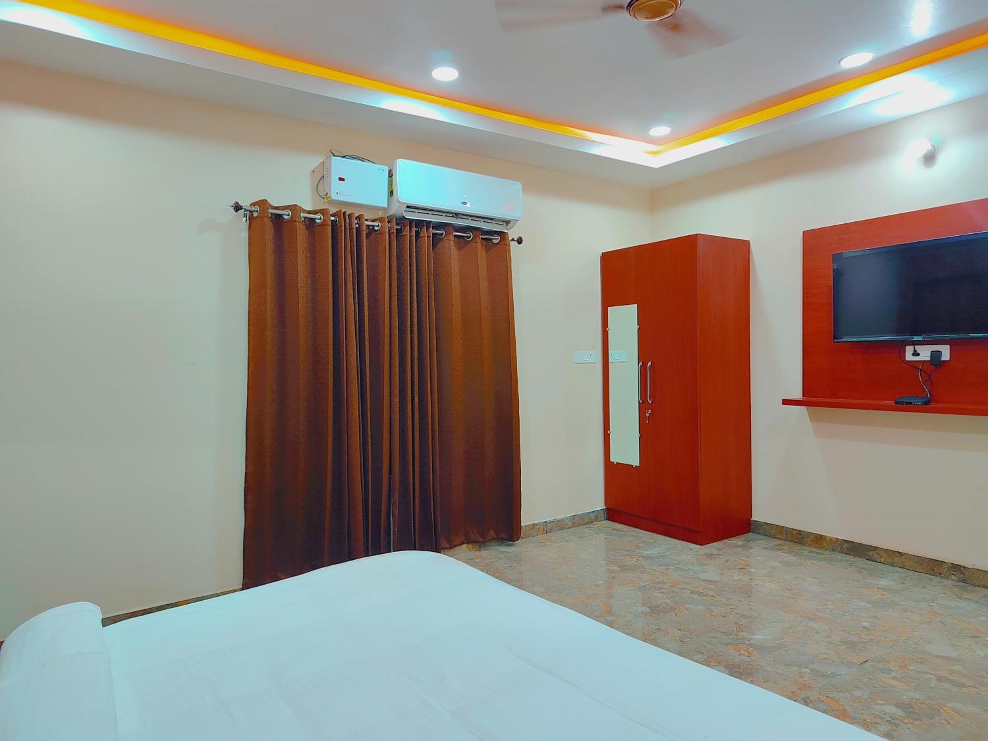 Awadh Samrat Resort Ayodhya エクステリア 写真