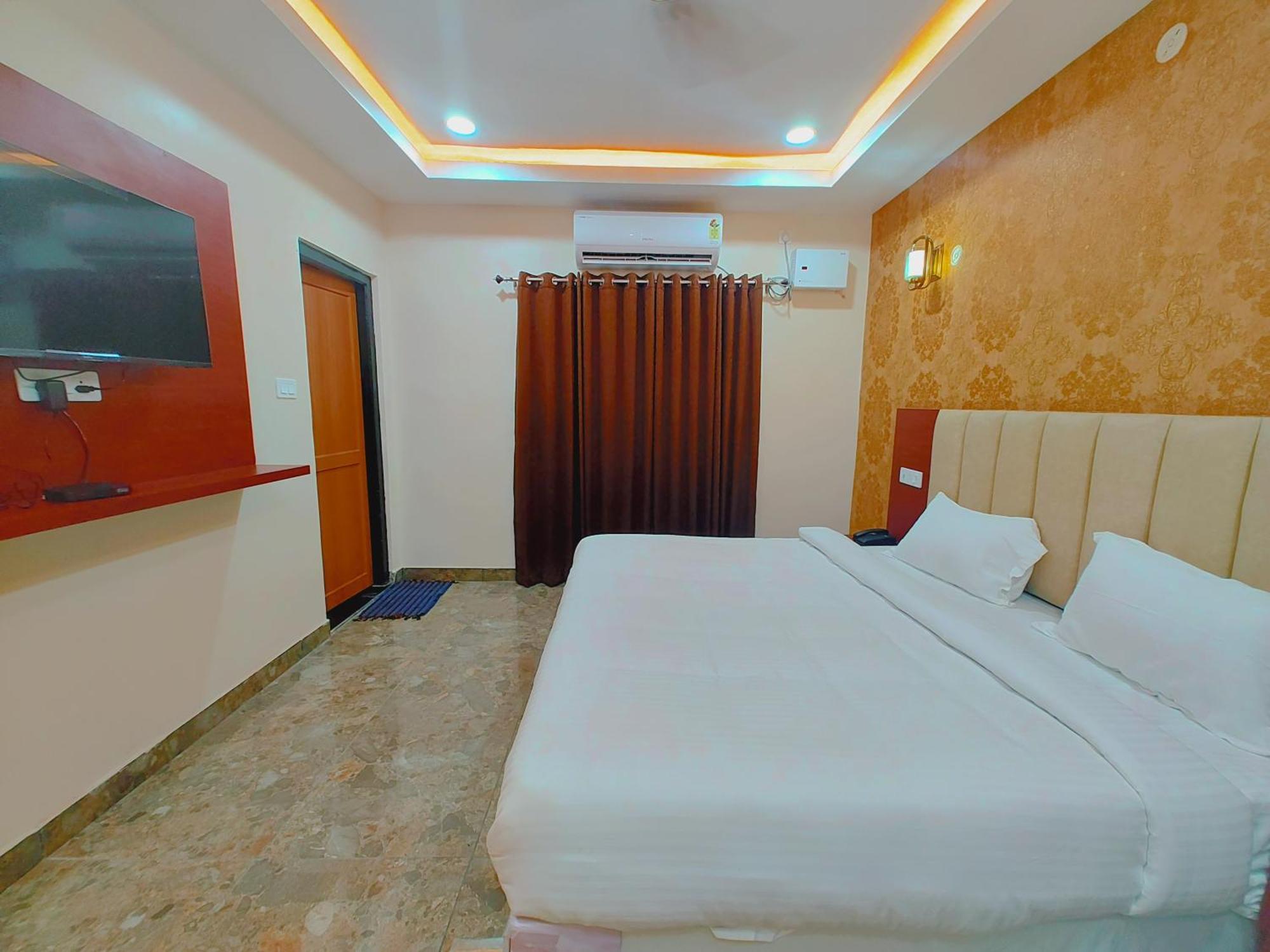 Awadh Samrat Resort Ayodhya エクステリア 写真